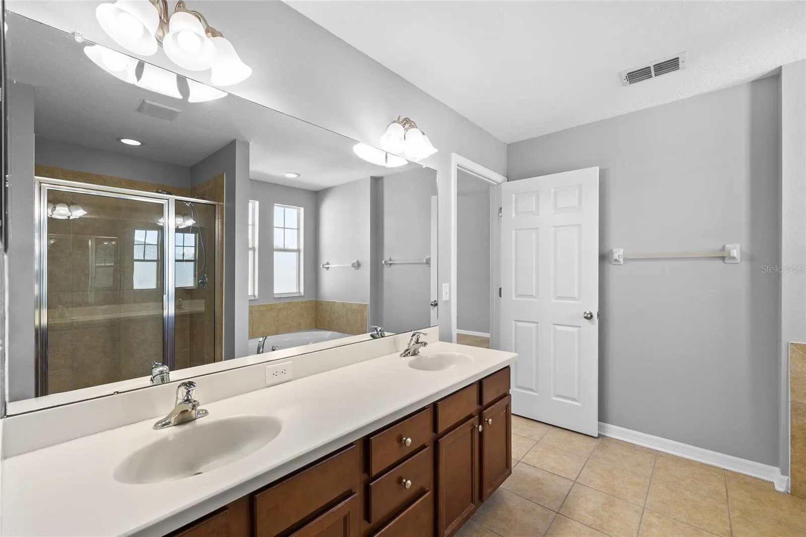 16012 PALMETTORUN CIR