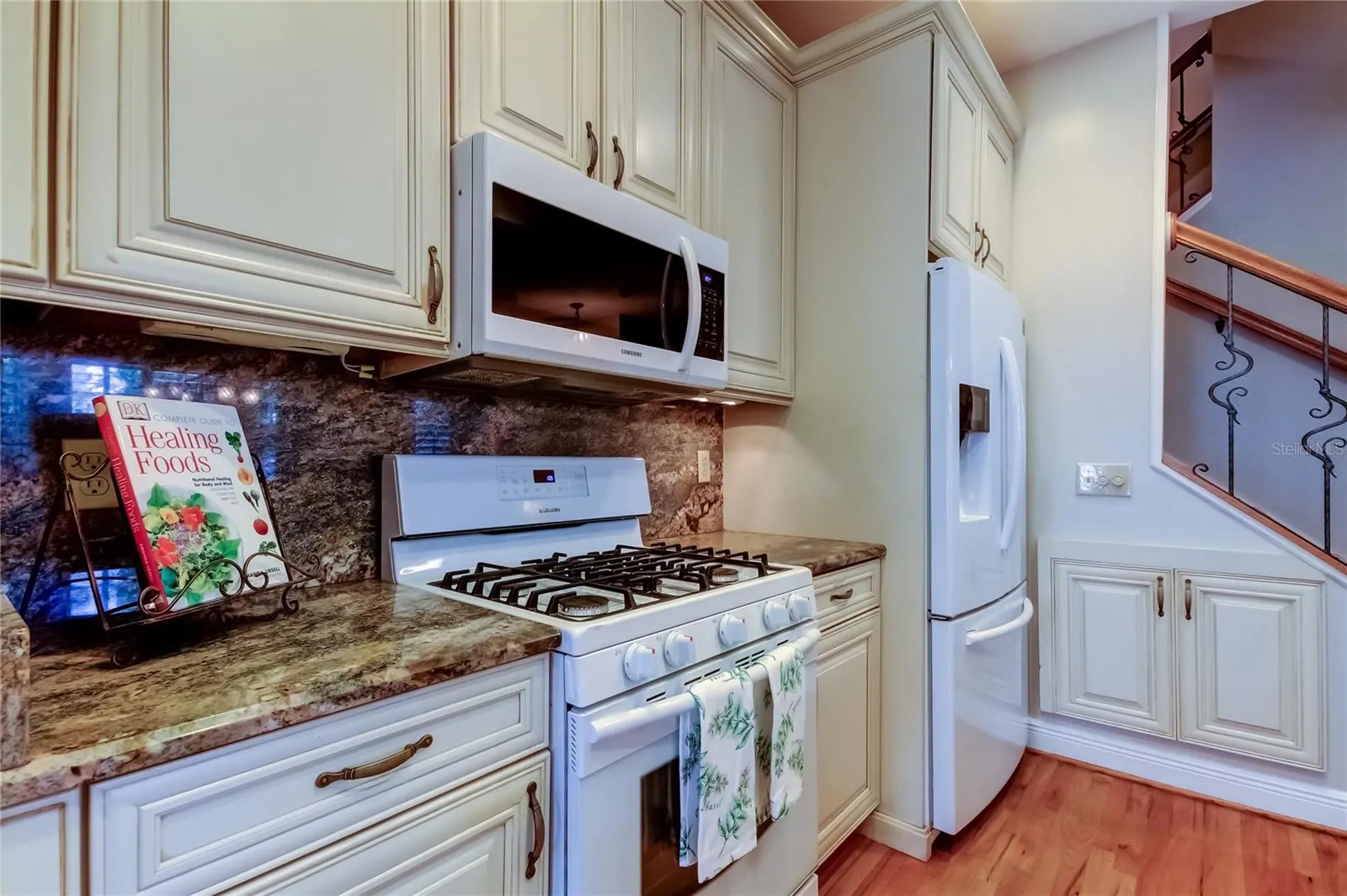 2920 W EL PRADO BLVD #13, #13