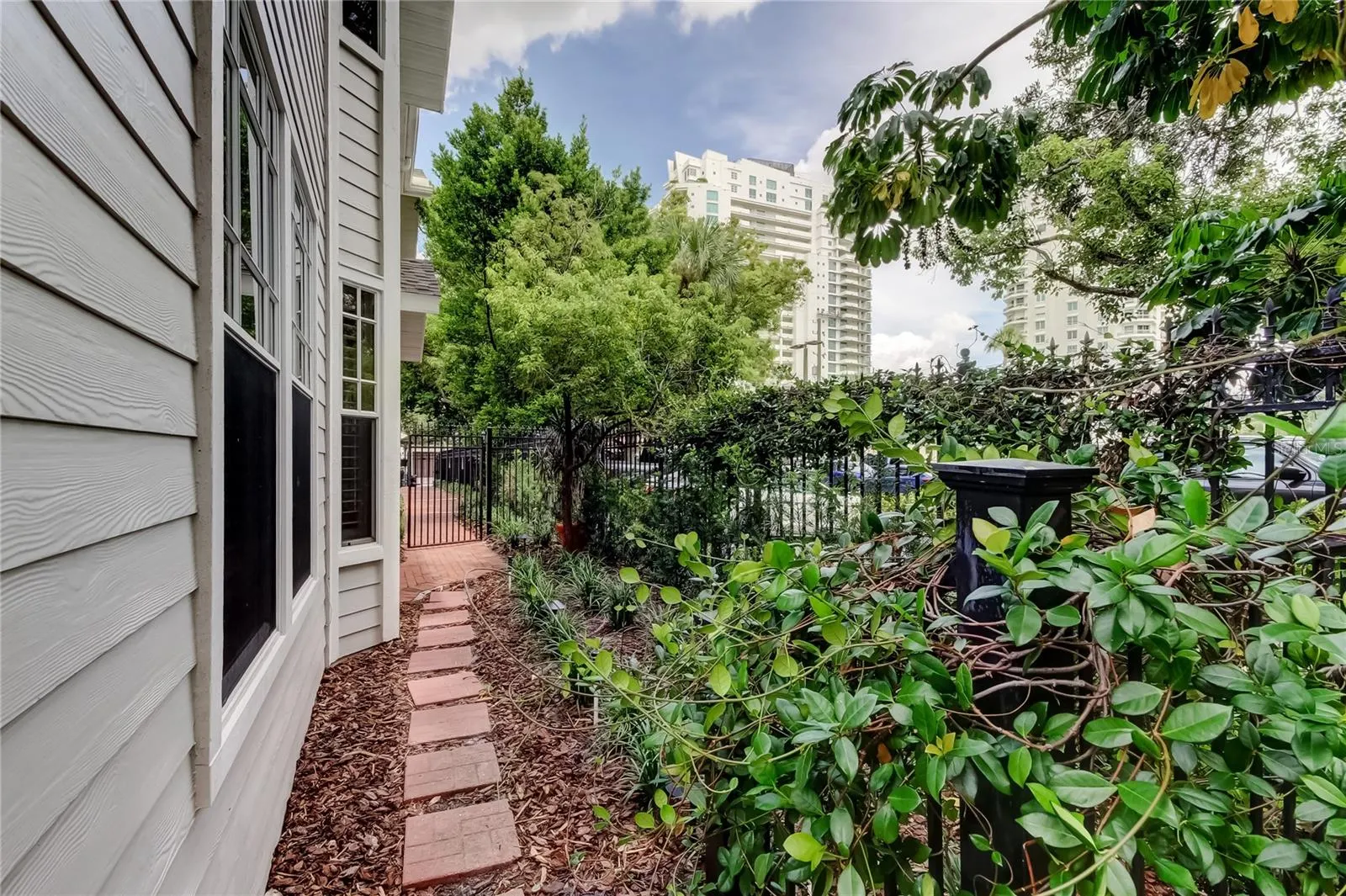 2920 W EL PRADO BLVD #13, #13