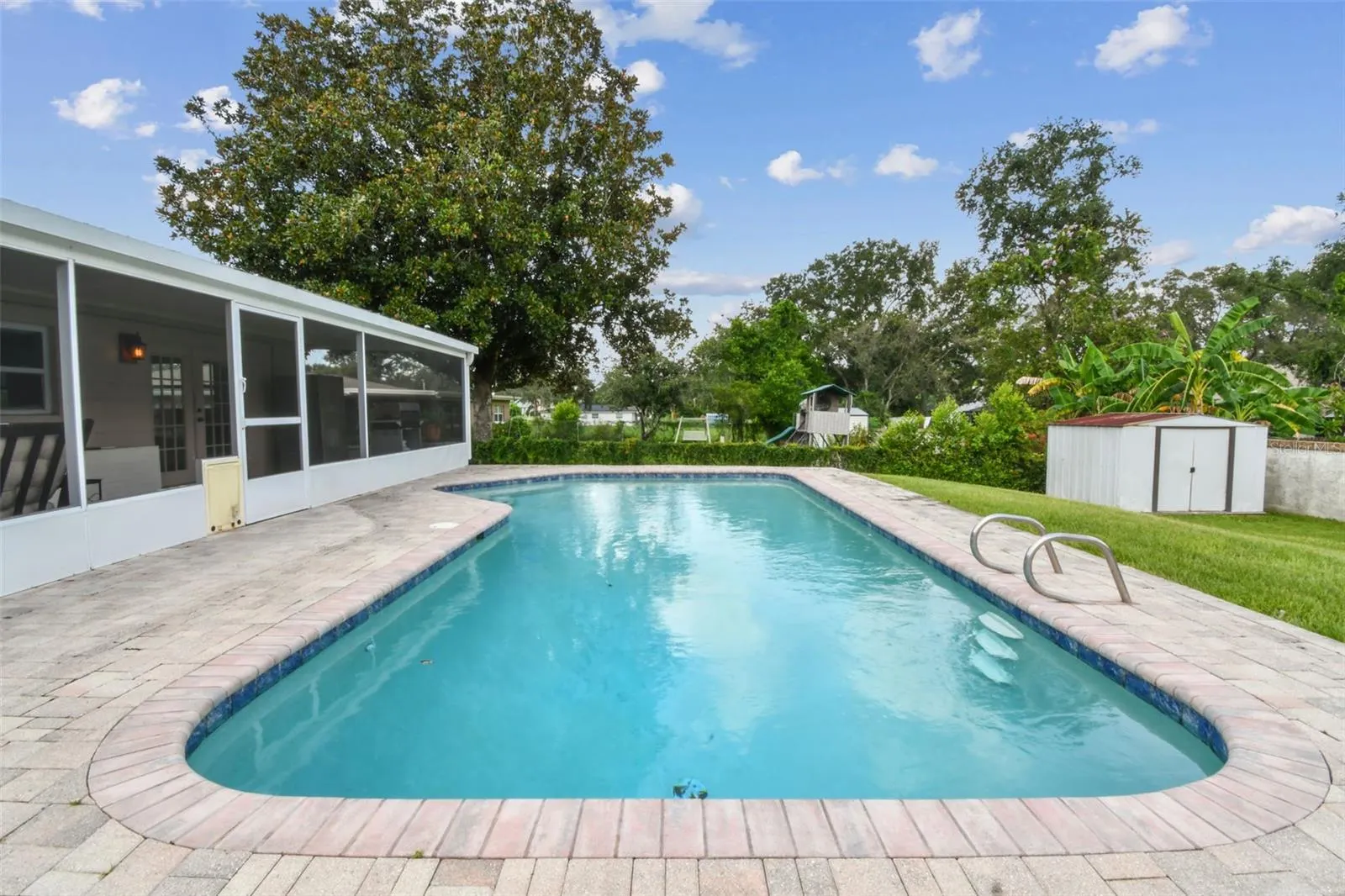 112 JULIE LN