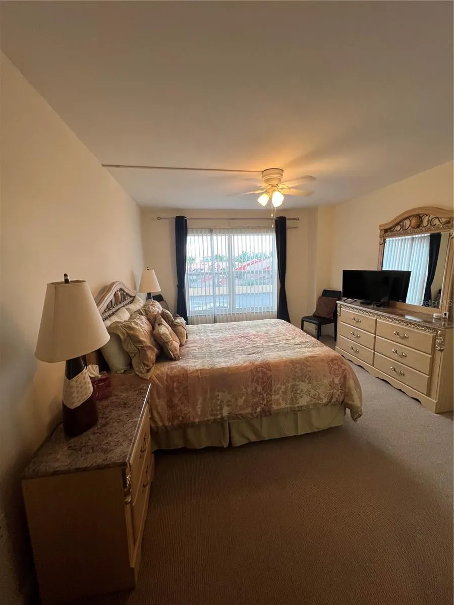 4900 BRITTANY DR S #305, #305