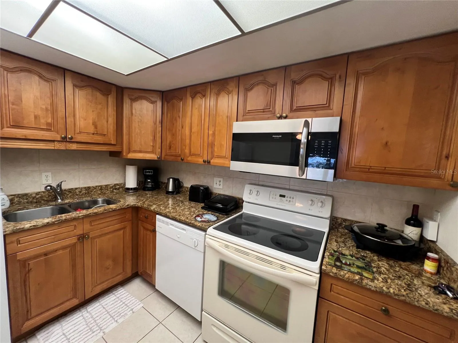 4900 BRITTANY DR S #305, #305