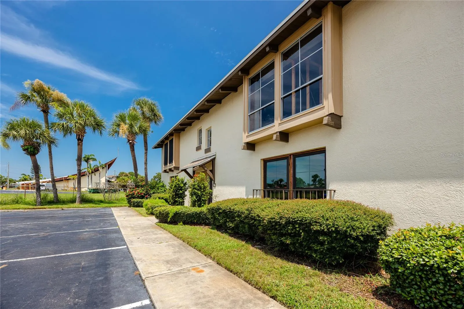 556 PLAZA SEVILLE CT #106, #106