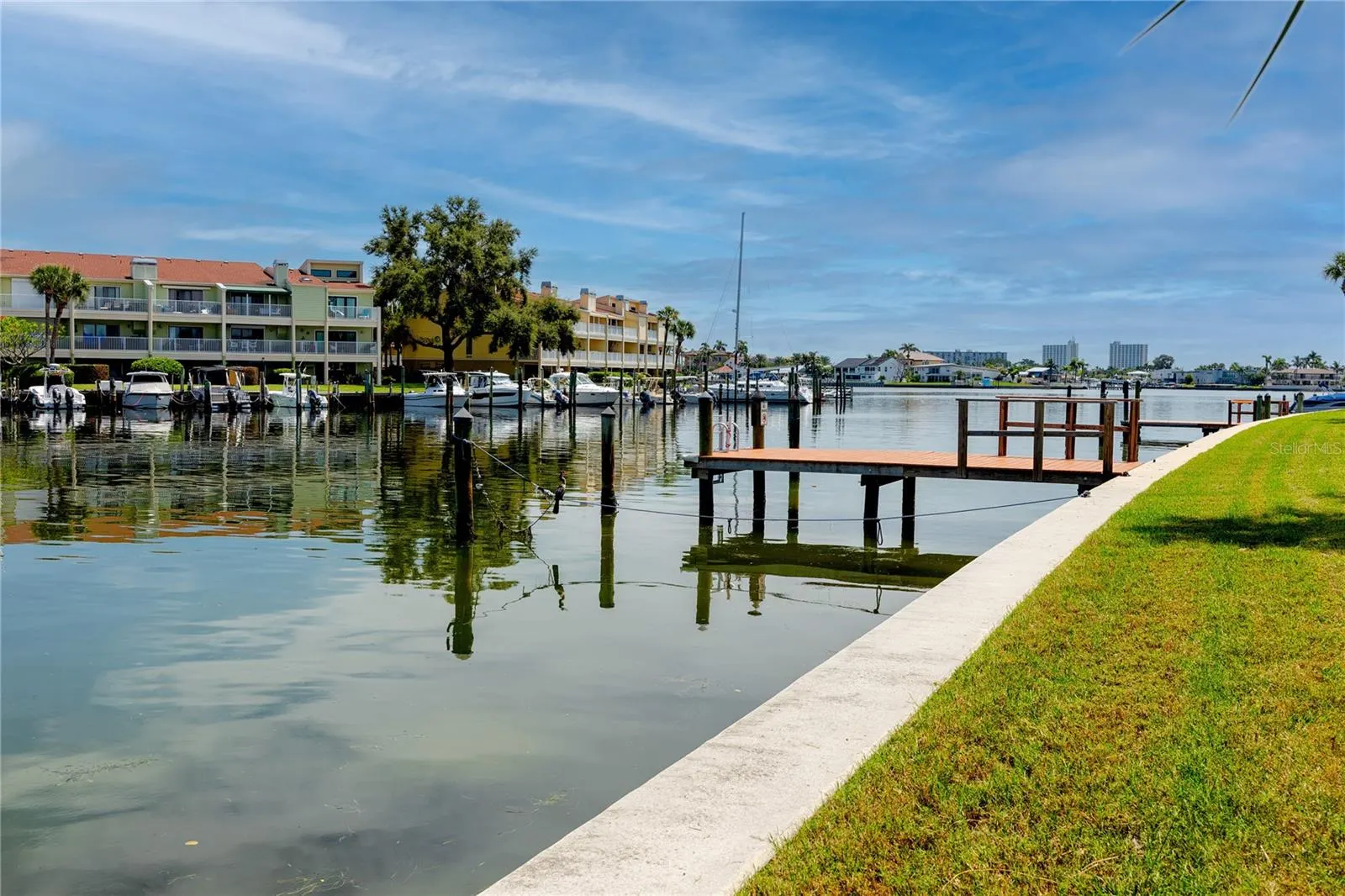 556 PLAZA SEVILLE CT #106, #106