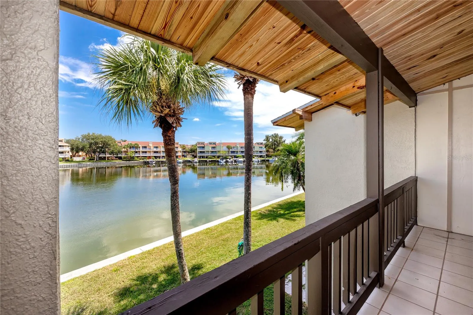 556 PLAZA SEVILLE CT #106, #106