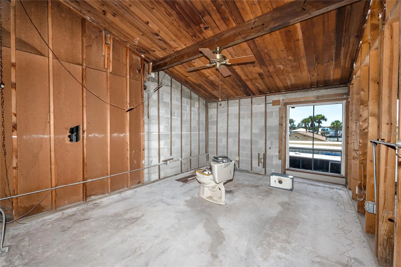 556 PLAZA SEVILLE CT #106, #106