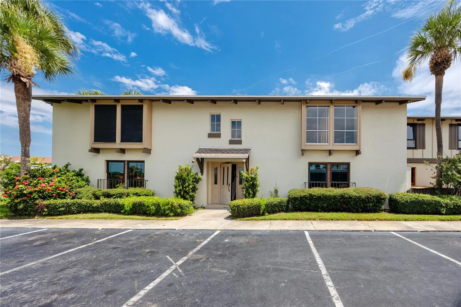 556 PLAZA SEVILLE CT #106, #106
