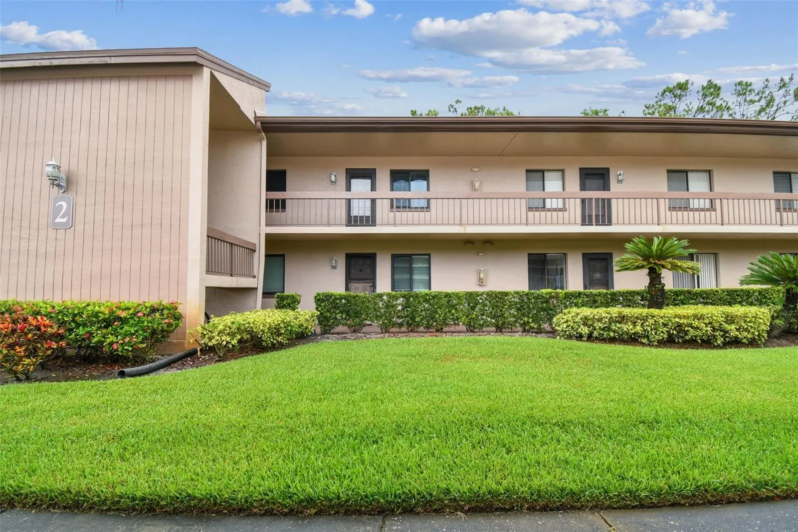 204 MARY DR