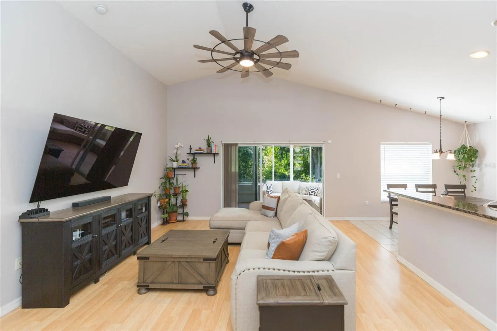 9506 CYPRESS HARBOR DR