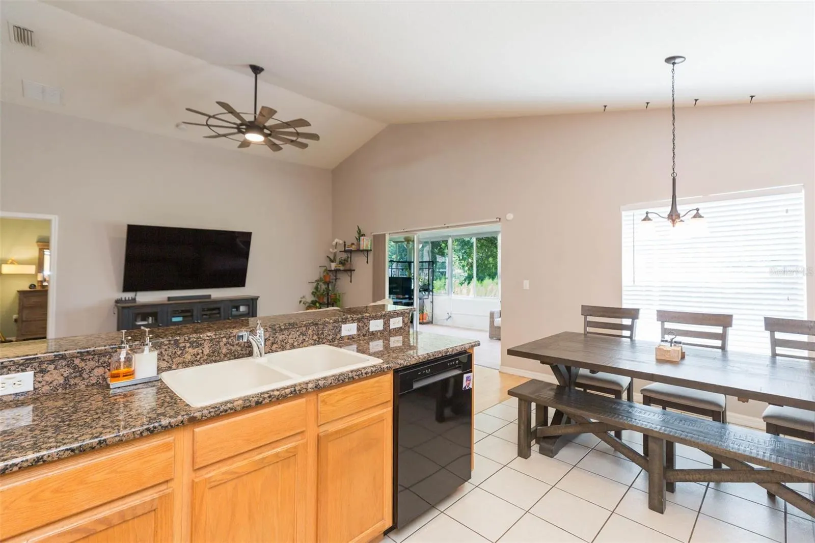 9506 CYPRESS HARBOR DR