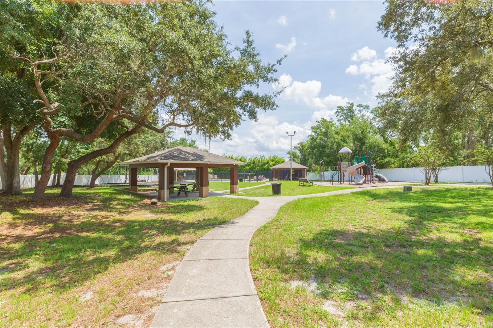 9506 CYPRESS HARBOR DR