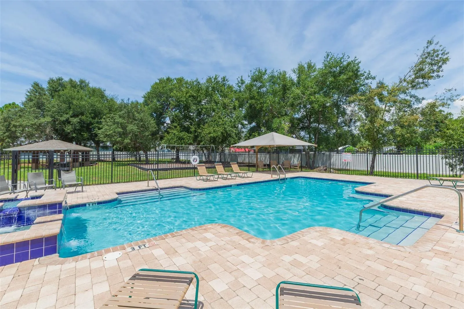 9506 CYPRESS HARBOR DR