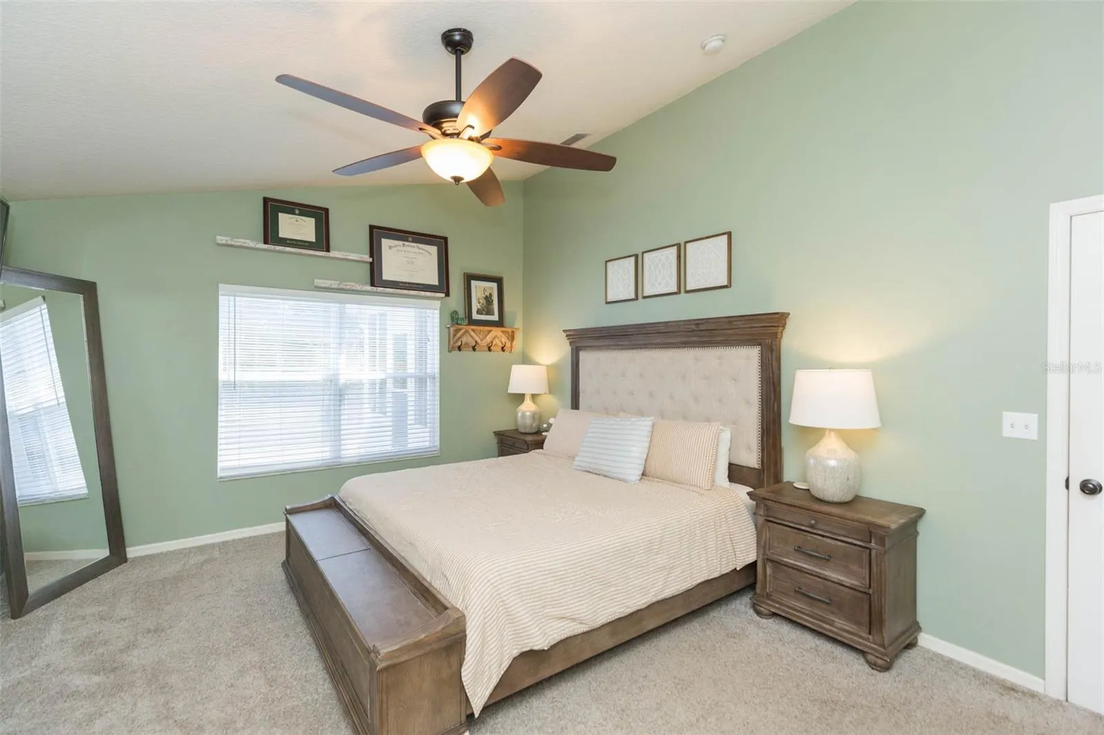 9506 CYPRESS HARBOR DR