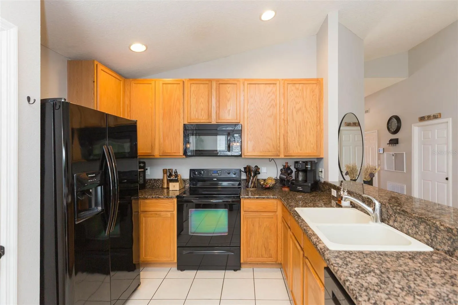 9506 CYPRESS HARBOR DR