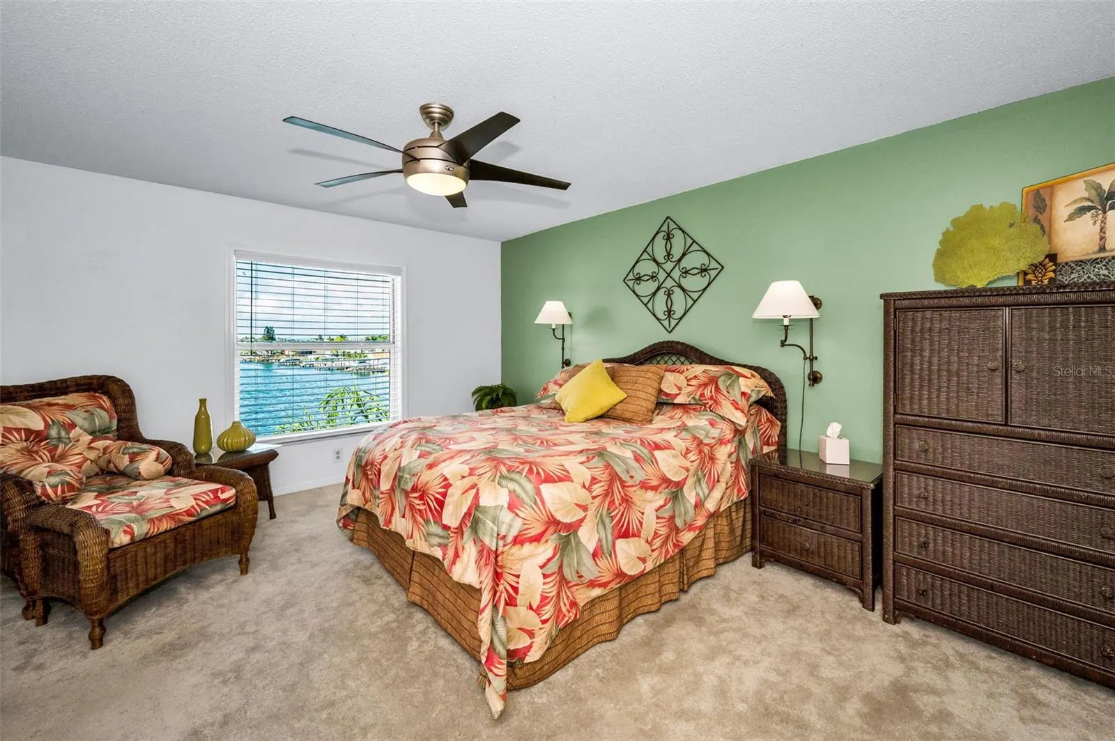 105 ISLAND WAY #147, #147