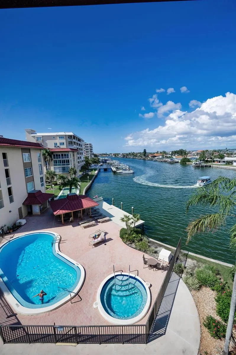 105 ISLAND WAY #147, #147