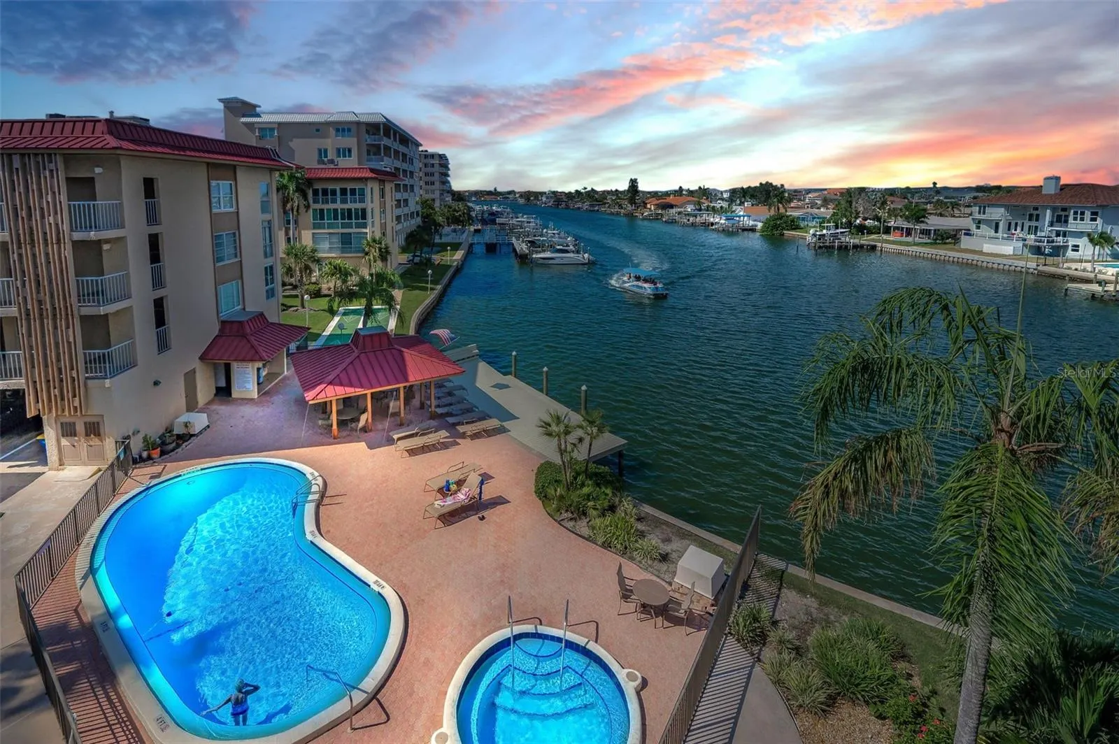 105 ISLAND WAY #147, #147
