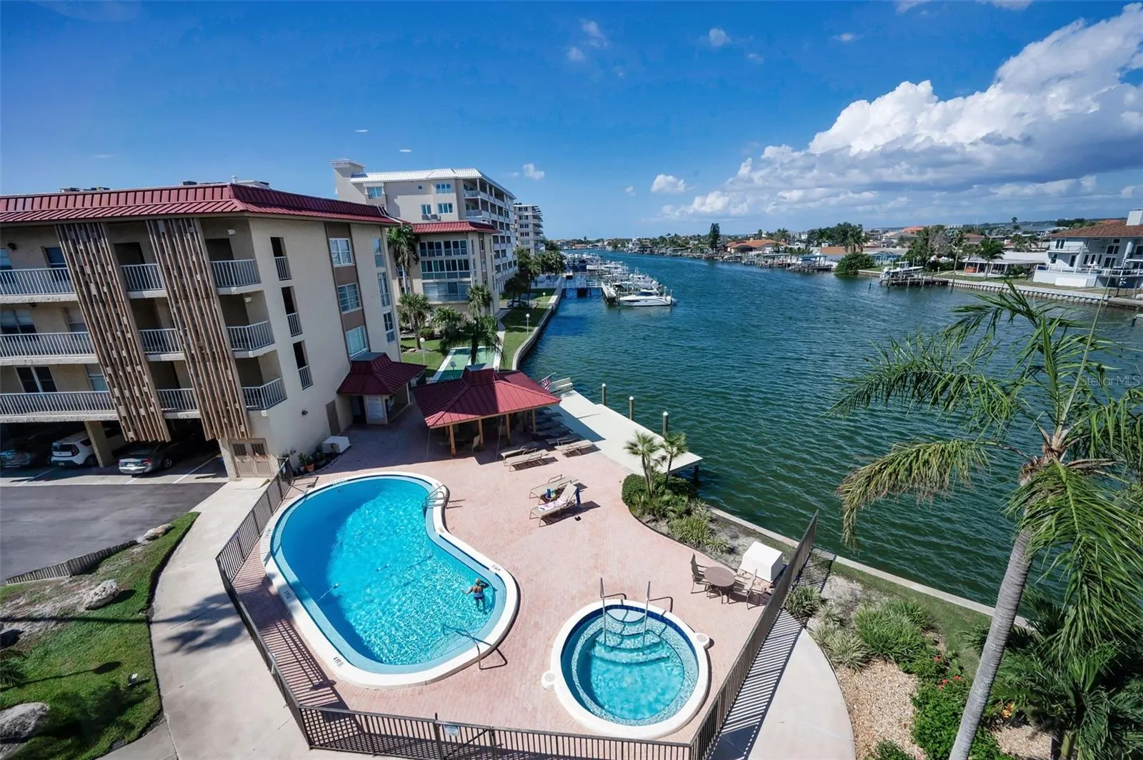 105 ISLAND WAY #147, #147