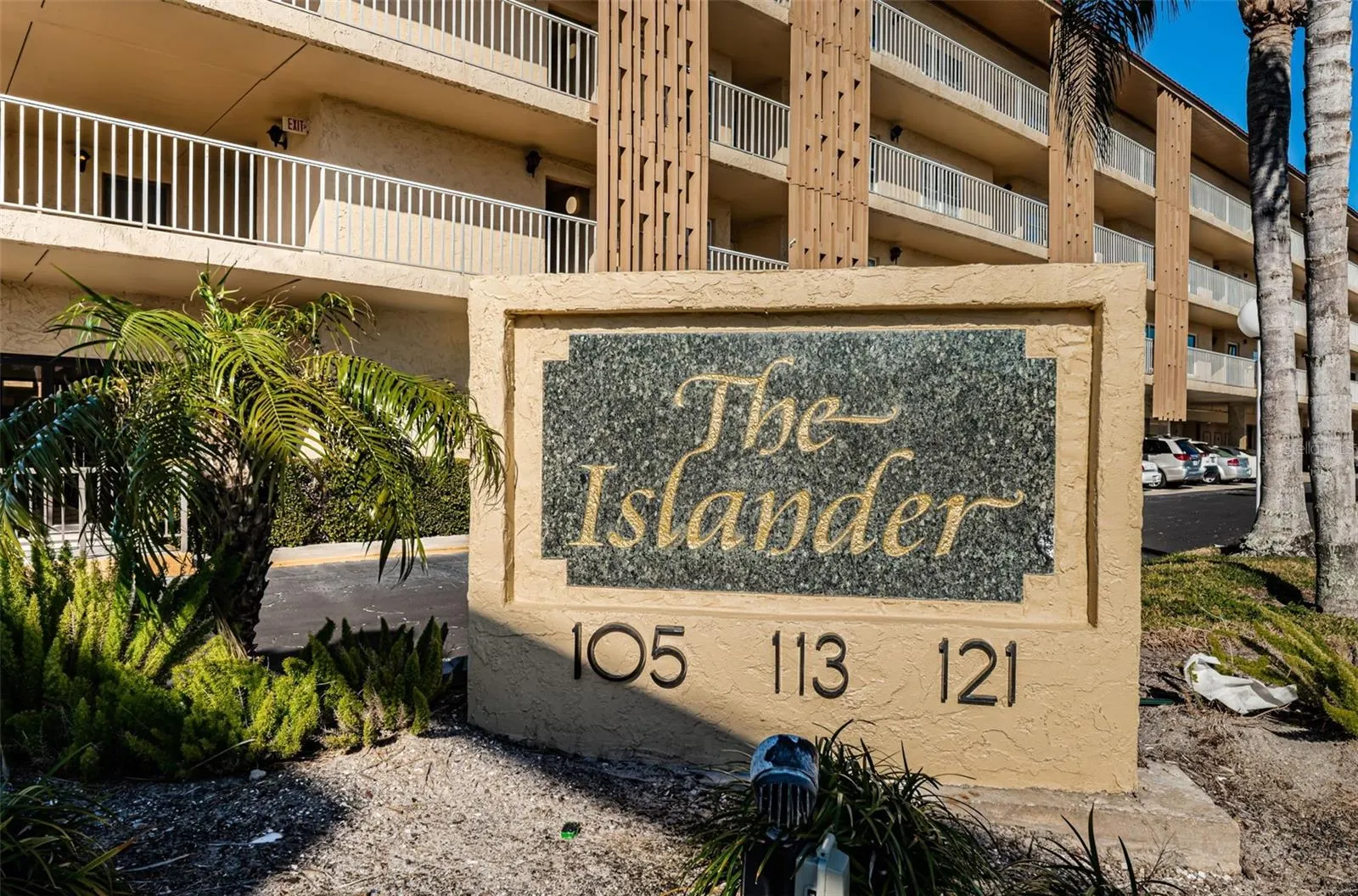 105 ISLAND WAY #147, #147