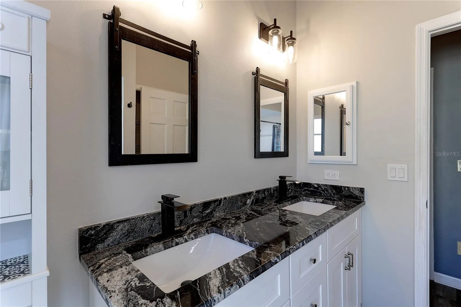 4506 COUNTRY GATE CT