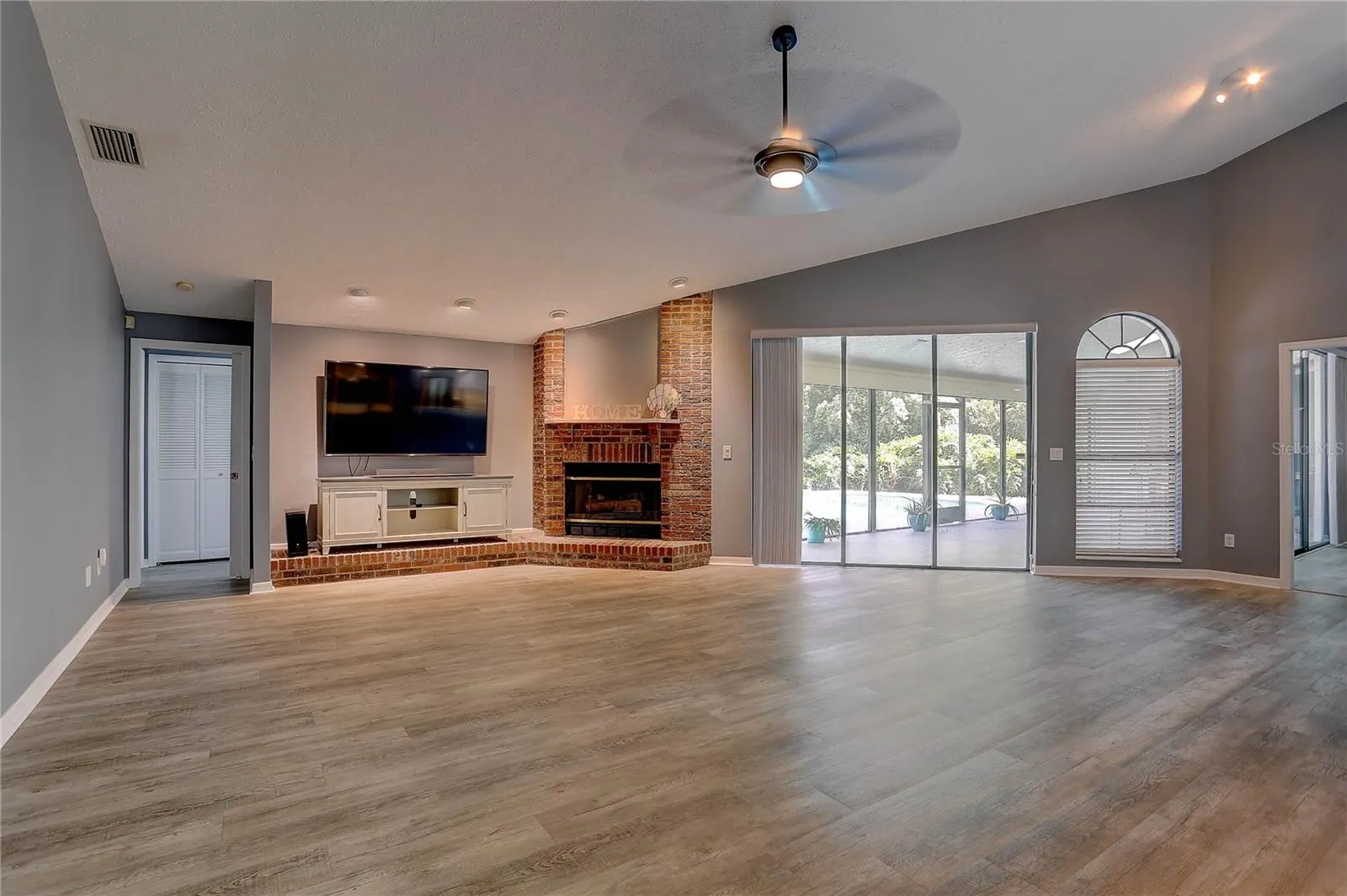 4506 COUNTRY GATE CT