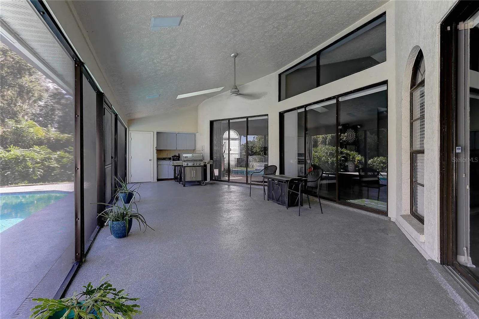 4506 COUNTRY GATE CT