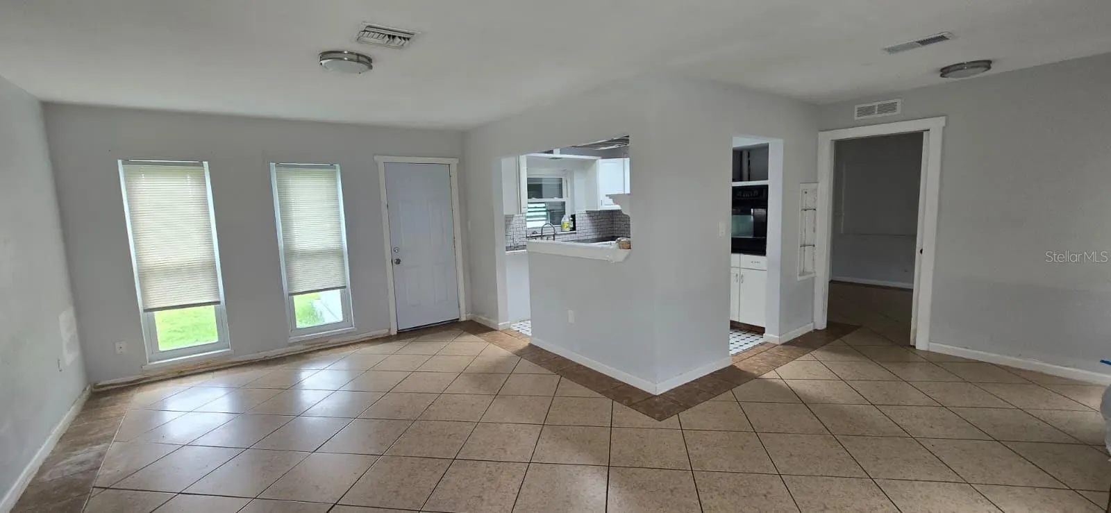 480 SHARON CIR