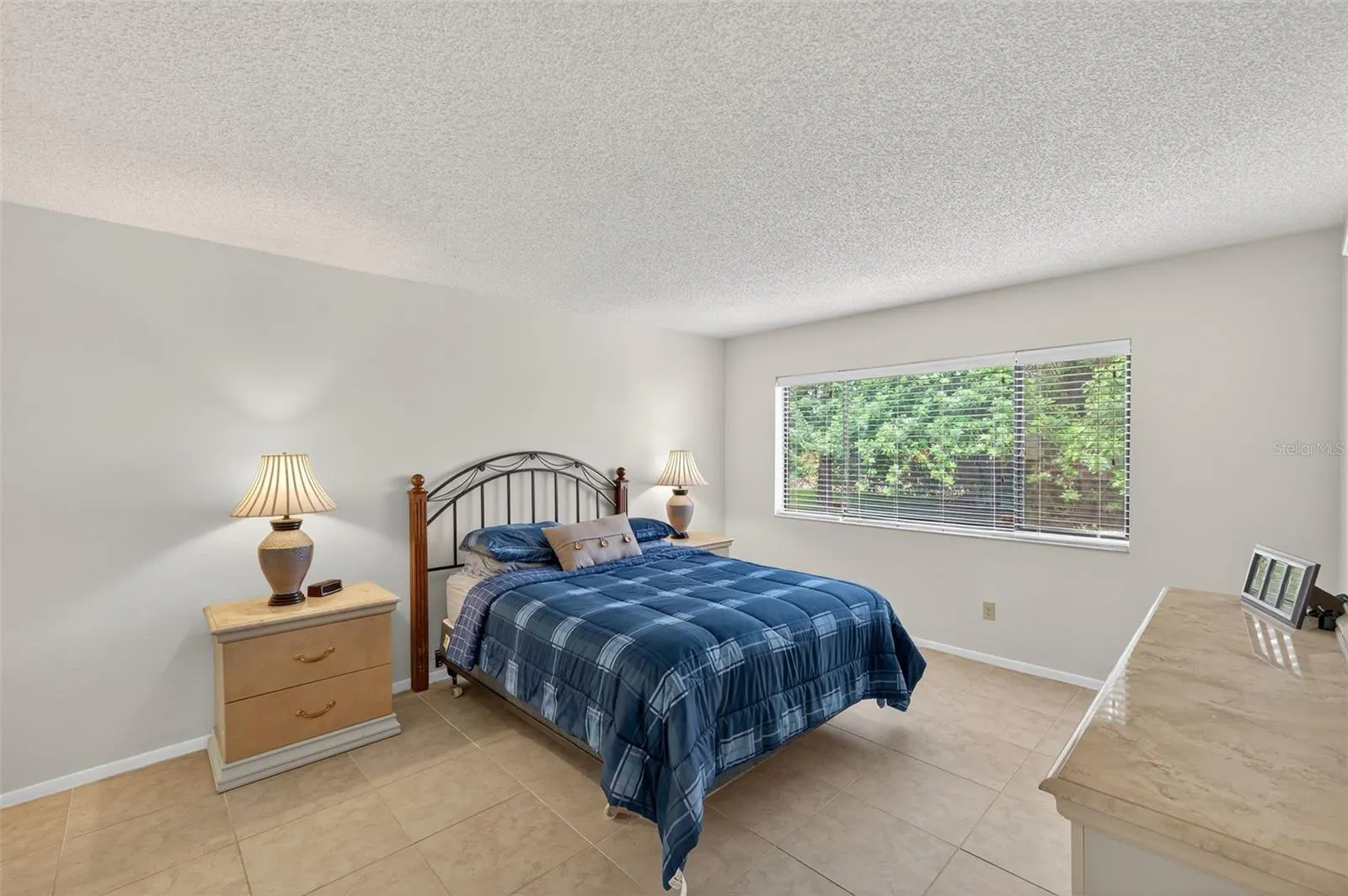 2537 ROYAL PINES CIR #19D, #19D