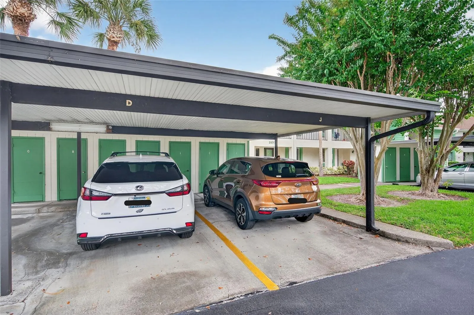 2537 ROYAL PINES CIR #19D, #19D
