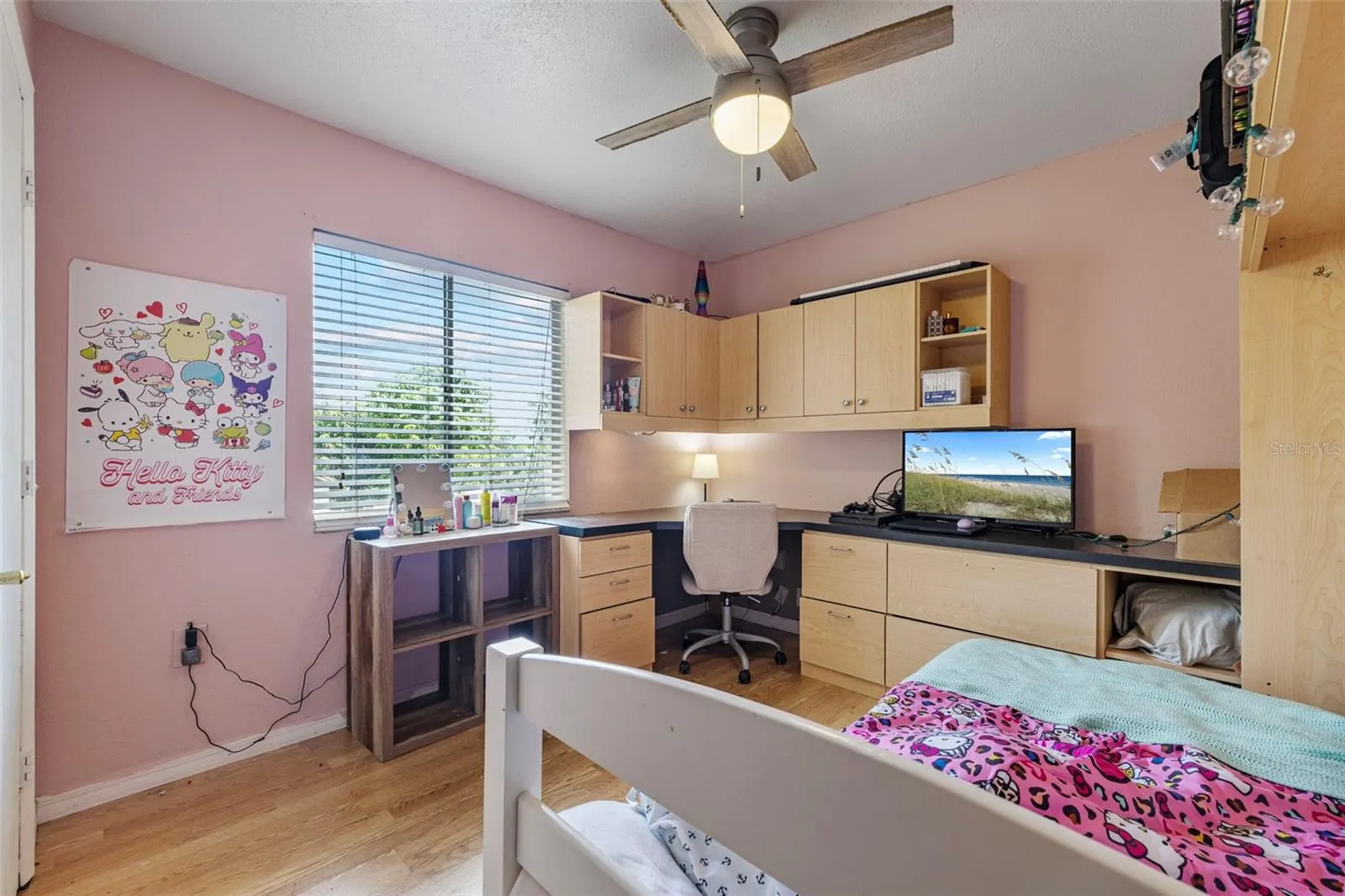 1070 BUTTERCUP DR