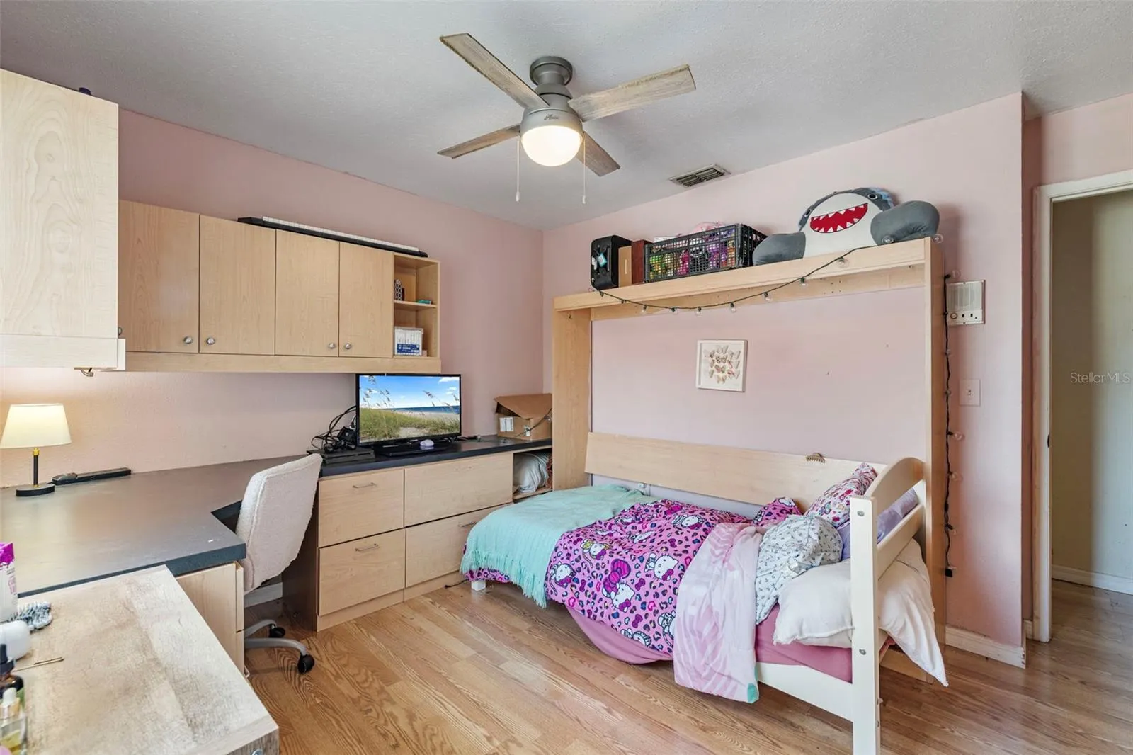 1070 BUTTERCUP DR