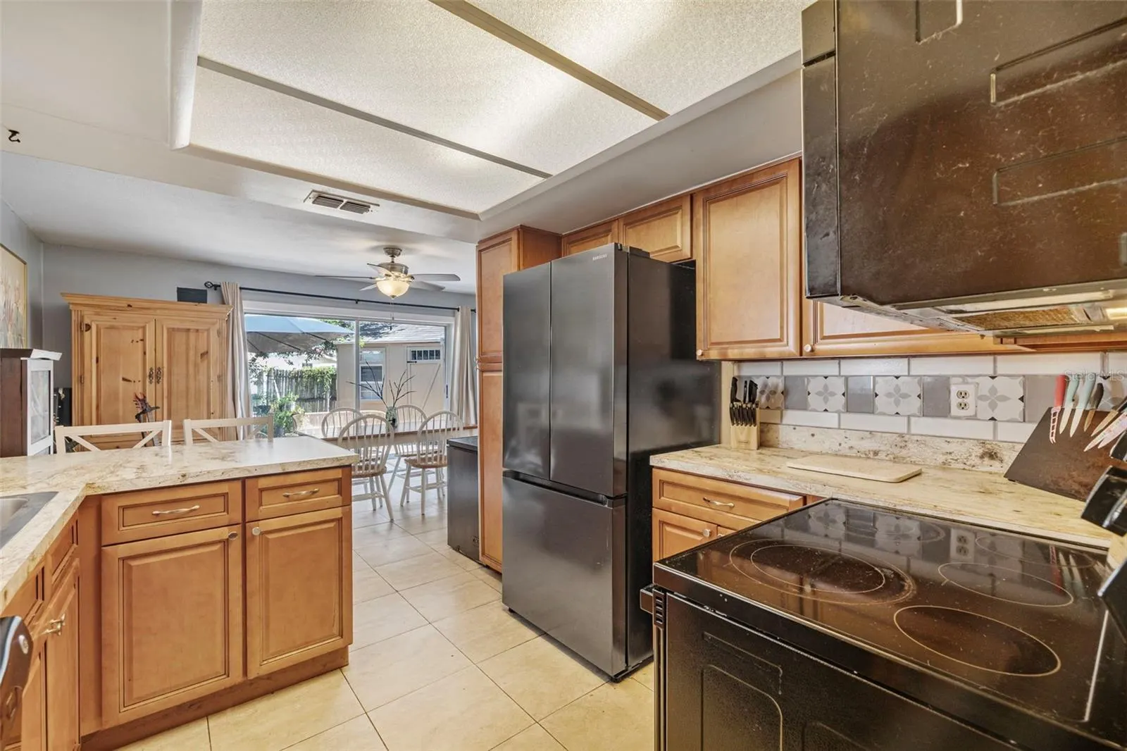 1070 BUTTERCUP DR