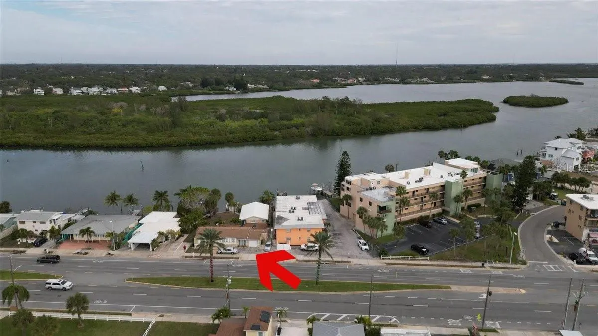 18207 GULF BLVD
