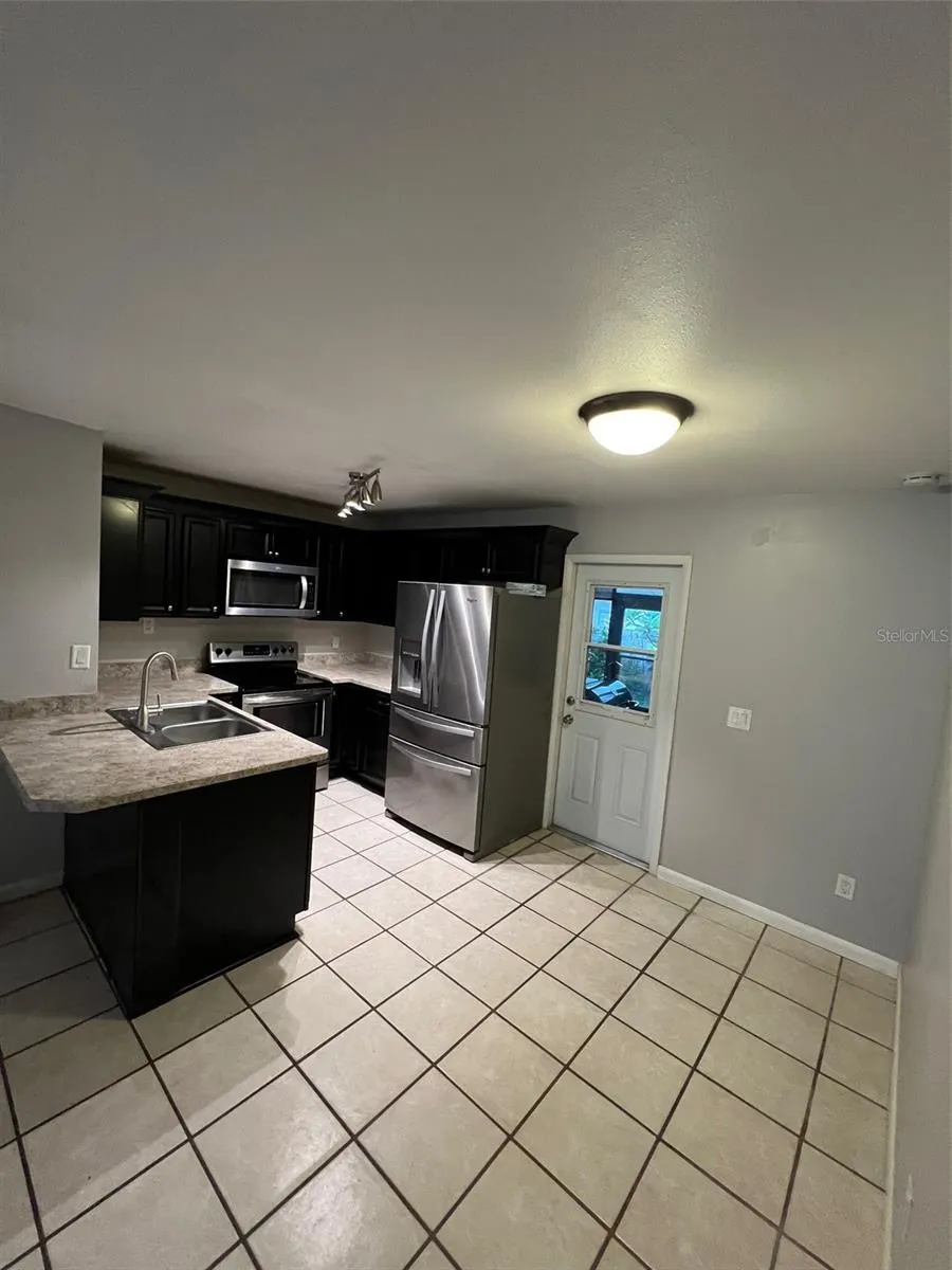 612 OLE PLANTATION DR