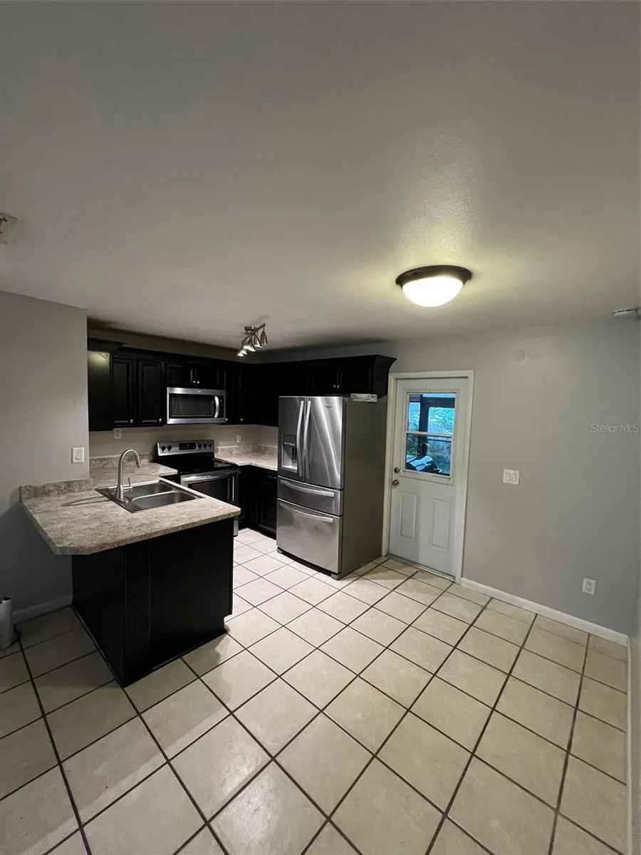 612 OLE PLANTATION DR