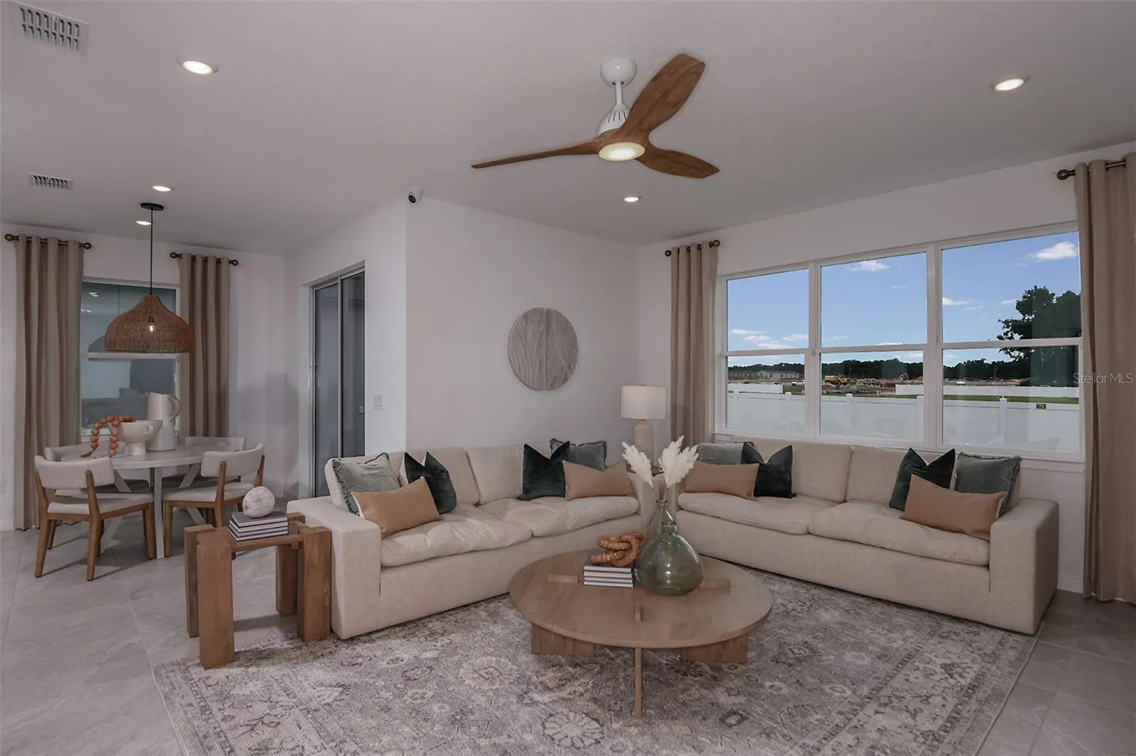 9445 DAYLIGHT DR