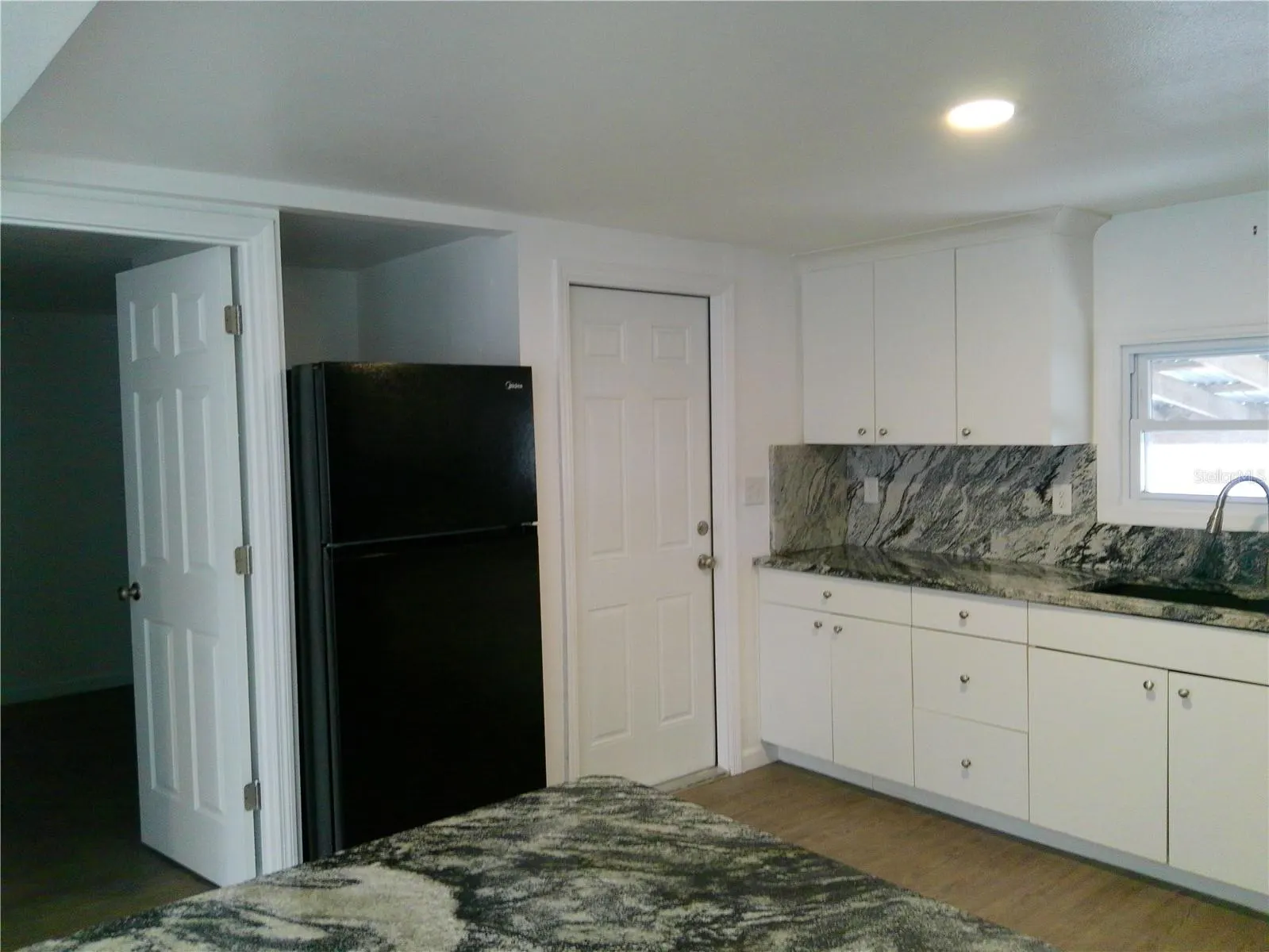 7409 EDGEMERE RD