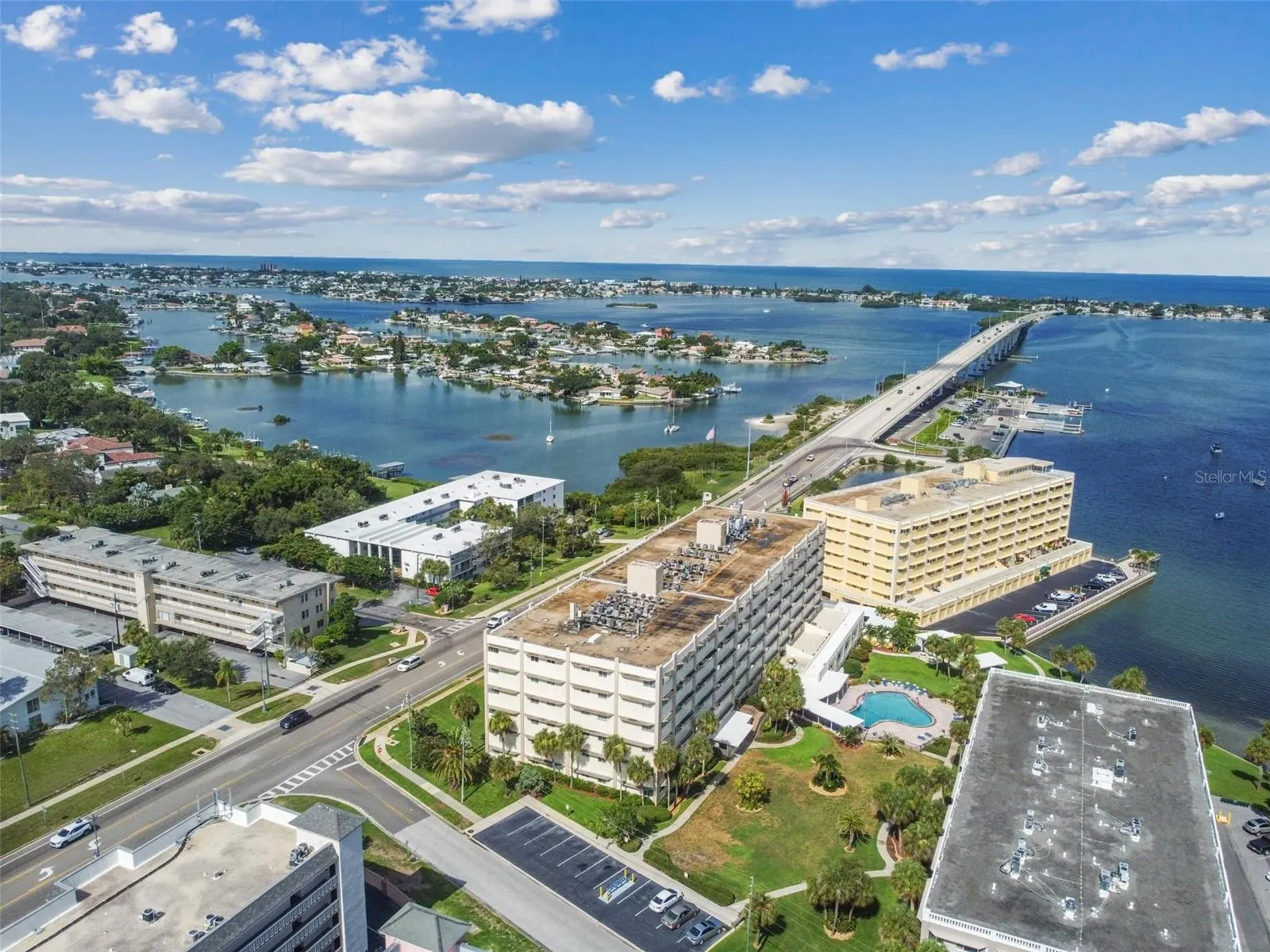 100 BLUFF VIEW DR #607A, #607A