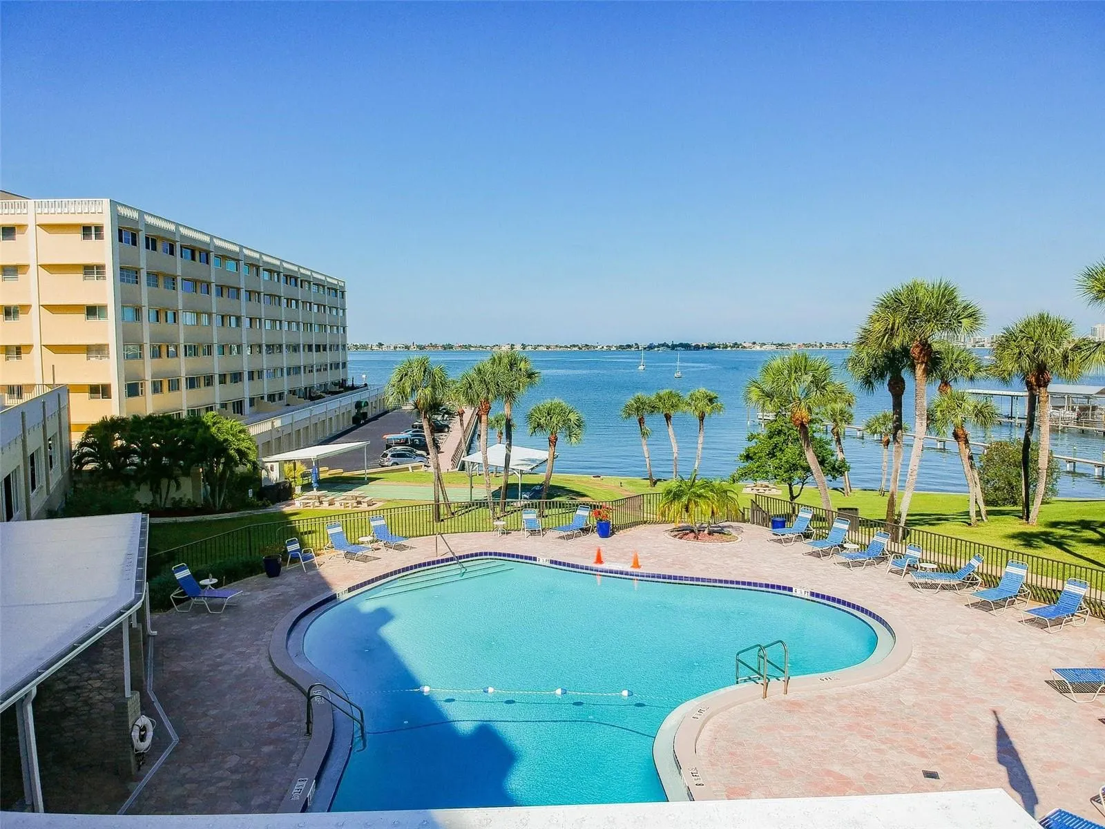 100 BLUFF VIEW DR #607A, #607A