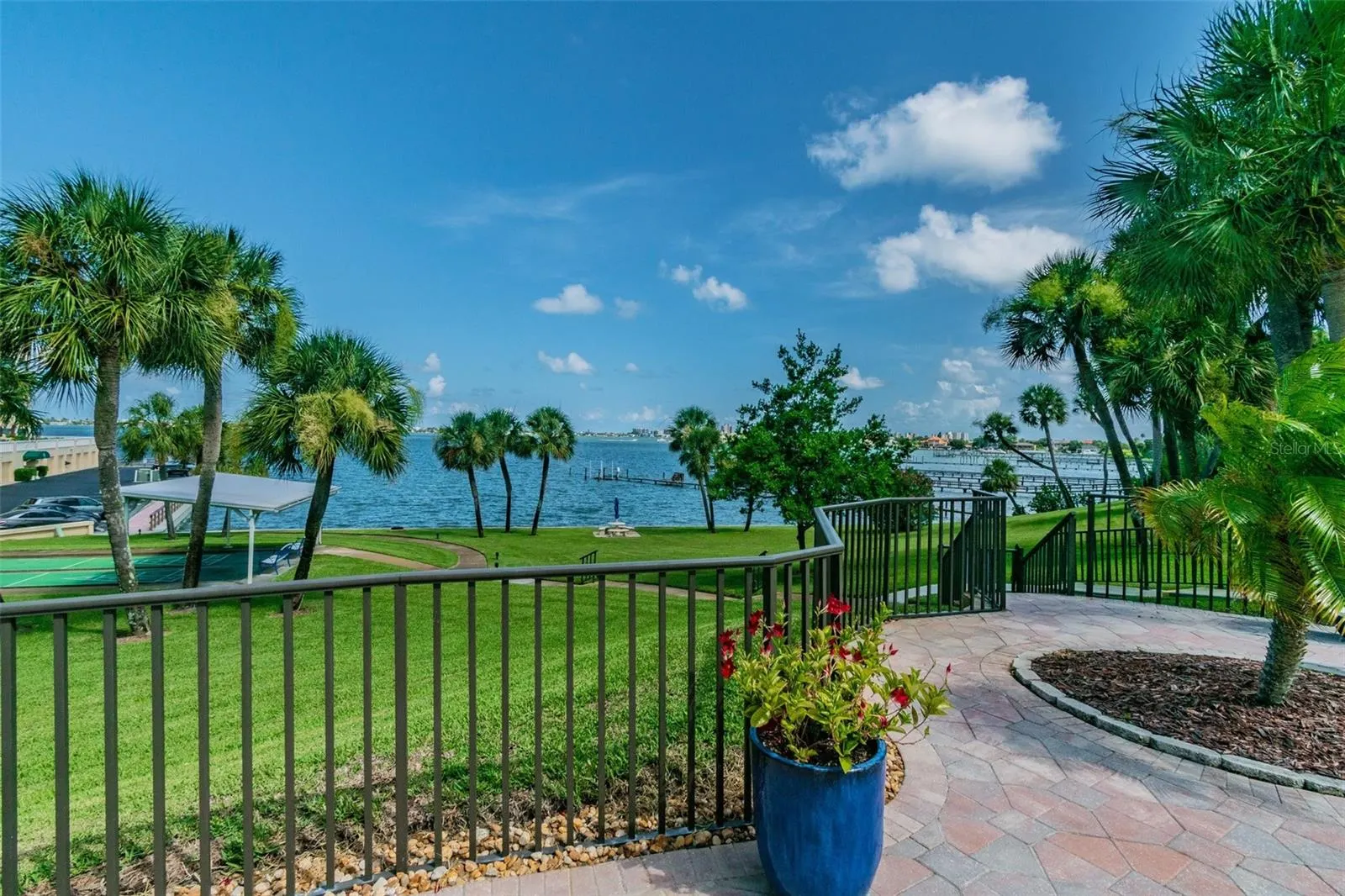 100 BLUFF VIEW DR #607A, #607A