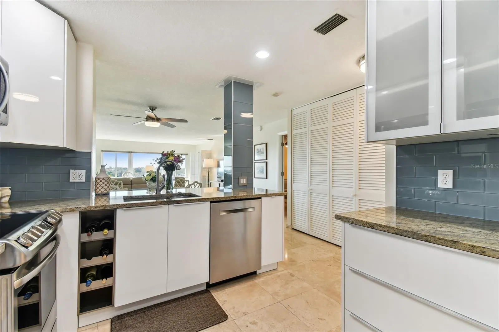 100 BLUFF VIEW DR #607A, #607A