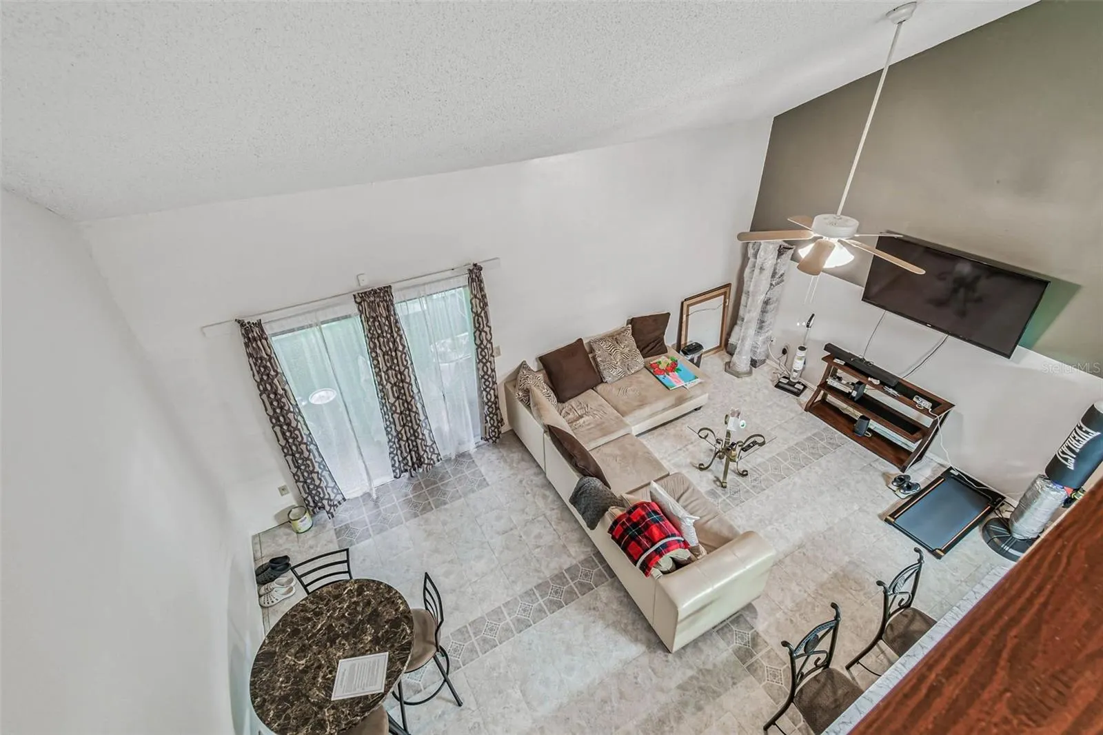 5301 PUTNAM CT