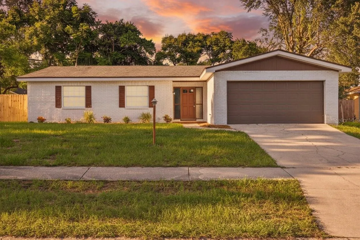 3820 RAVENNA DR