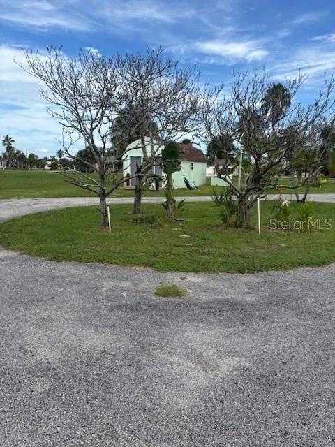 802 APOLLO BEACH BLVD