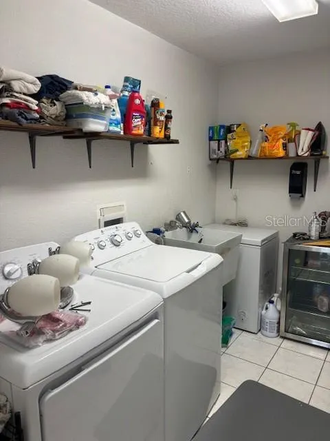 802 APOLLO BEACH BLVD