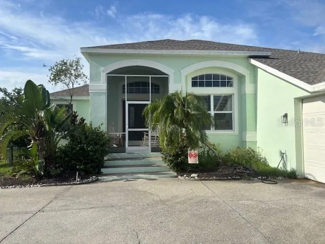 802 APOLLO BEACH BLVD