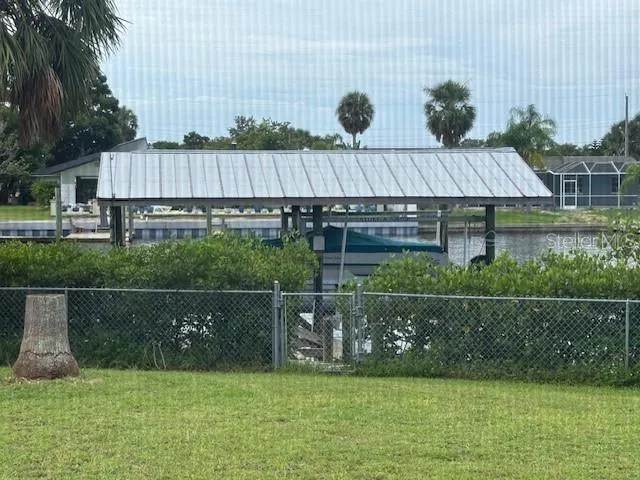 802 APOLLO BEACH BLVD