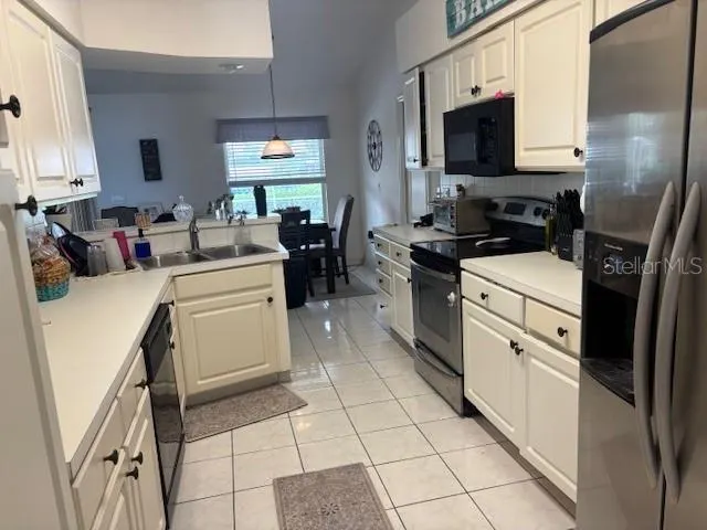 802 APOLLO BEACH BLVD