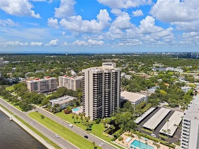 2413 BAYSHORE BLVD #1805, #1805