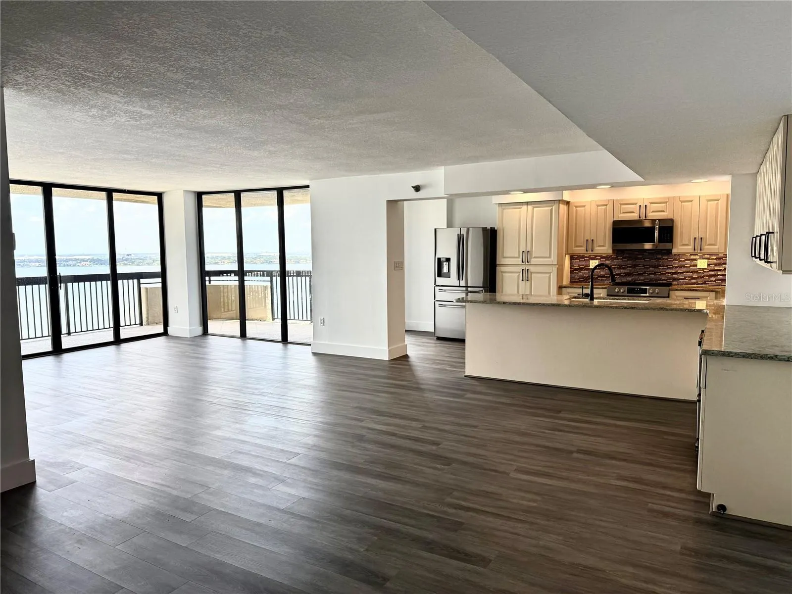 2413 BAYSHORE BLVD #1805, #1805